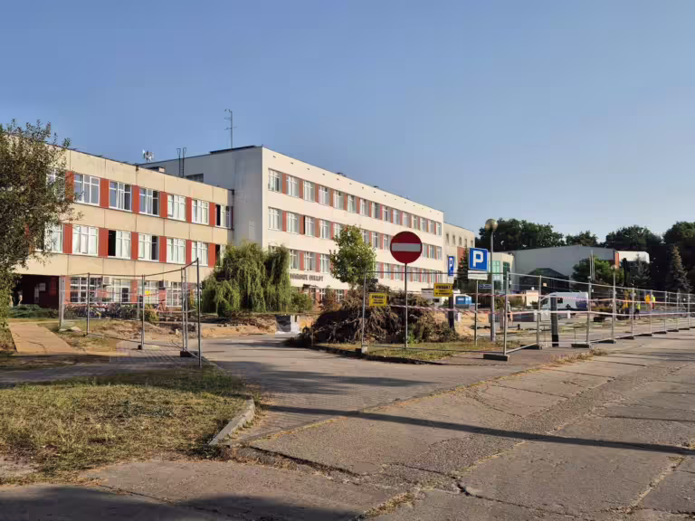 Rodzice nie pozwólcie marznąć Waszym dzieciom !