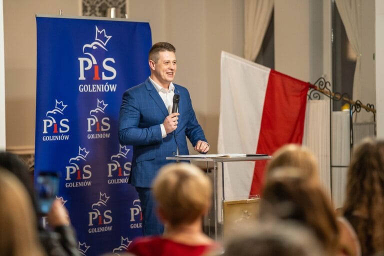Mieszkańcy niezwykle licznie włączają się do akcji referendalnej