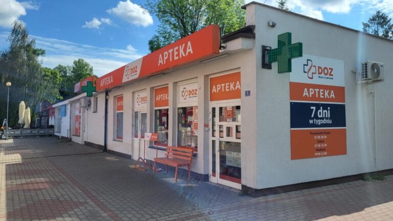 Nieczynne apteki w niedziele i święta. Mieszkaniec pyta: co z chorymi i seniorami?