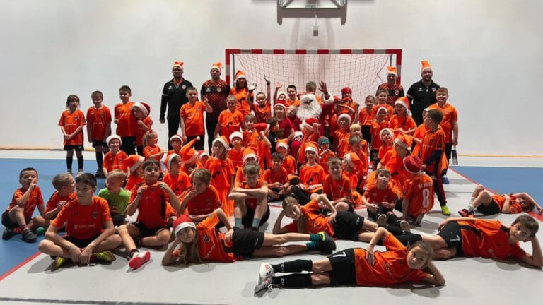 Kontrowersje wokół dotacji dla MKS Ino Białuń. Klub musi zwrócić środki i traci finansowanie na 2026 rok