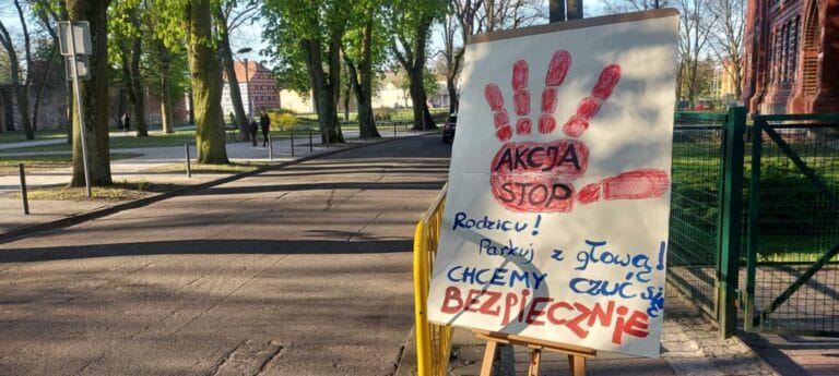 Gmina Goleniów ogłasza przetarg na remont dojść i placu przy Szkole Podstawowej nr 1