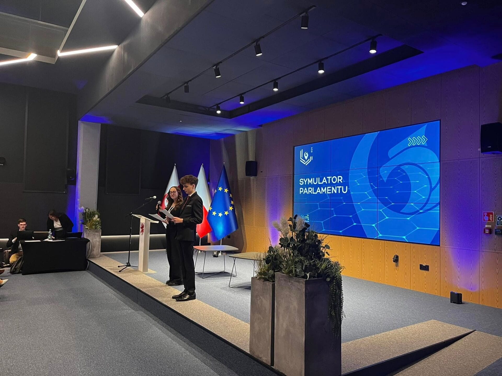 Symulator Parlamentu – inspirujące doświadczenie dla młodzieży symulator parlamwntu