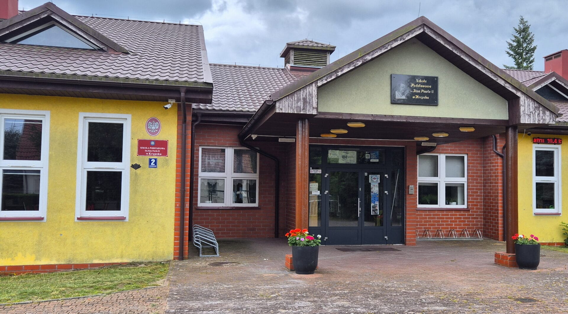 szkołą w Krępsku