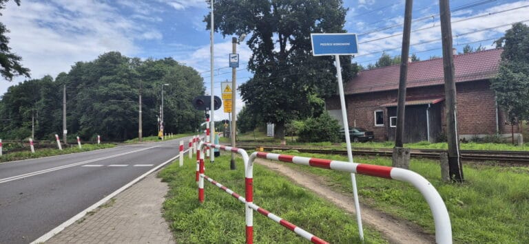 Brakujący łącznik na Nowogardzkiej: Kolej mówi „tak”, ale pod jednym warunkiem